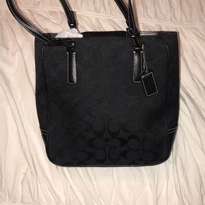 Women’s authentic coach handbag